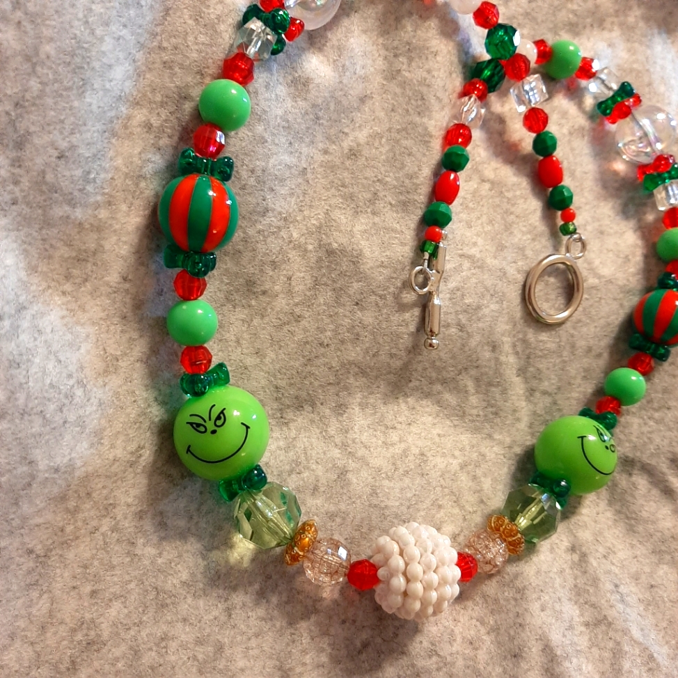 Grinch Holiday Beaded Bling Necklace New